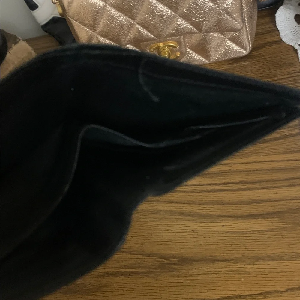 Ferragamo black leather logo wallet rehab